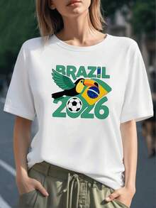 Tucán con bandera de Brasil y balón representando la pasión por el fútbol y el espíritu del Mundial 2026 camiseta para mujer 100% algodón - Negro - Ver 1