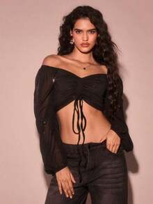 Blusa de manga farol con cuello de corazón y pliegues, corta - Negro - Ver 4