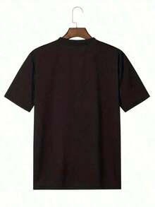 100% Pure Cotton, Breathable And Gentle On The Skin. Classic Crew Neck Design, Slim Fit, And Flattering For All Body Types. Fashionable Print With A Minimalist Style And High-Quality Finish. Unisex Design Perfect For Matching Outfits, Ideal For Everyday Wear, Dates, Leisure, And Streetwear – Versatile And Timeless. - 黑色 - 查看 2