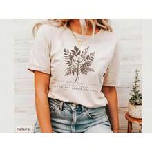 Camiseta Cristiana con Diseño Floral Lion Inside, Marca Bella Canvas - Blanco - Ver 4