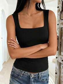 Camiseta sin mangas ajustada de unicolor con cuello cuadrado para mujer , Chaleco de unicolor minimalista y retro, Camiseta de punto sin espalda de moda de verano, Versátil y casual, Adecuado para el trabajo y el transporte - Negro - Ver 9