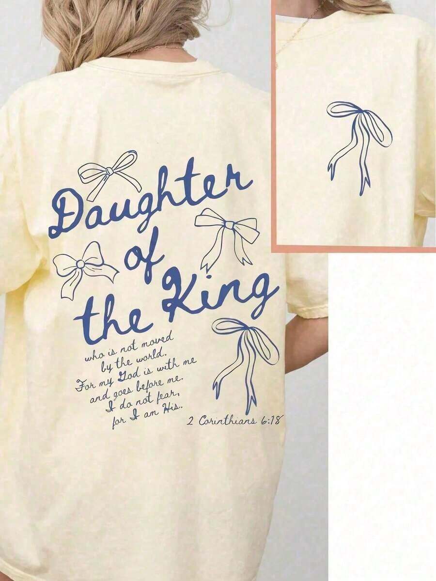 'The King's Daughter' Graphic T-Shirt, Women's Faith Clothing With Biblical Aesthetics, Casual Short Sleeve T-Shirt With Round Neck And Printed Text On The Back - 杏色 - 查看 1