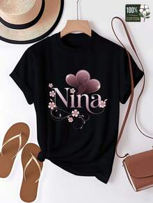Nina Women's T-Shirt With Floral Design And Ornamental Font, Comfortable Fit - 黑色 - 查看 1