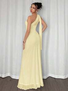 Vestido maxi ajustado con cuello asimétrico, elegante, romántico, de moda, apropiado para commute, sexy y con estilo, adecuado para fiestas, vacaciones en la playa, volver al colegio, citas románticas, temporada de bodas, cumpleaños, Pascua, primavera/verano - Amarillo claro - Ver 5