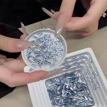 50顆隨機混色孔雀藍平底長水滴形美甲水鑽，閃亮淺湖藍細水滴不規則美甲水鑽，DIY美甲裝飾，美甲水鑽水晶，淺湖藍不規則平底水鑽美甲配件 - 彩色 - 查看 8
