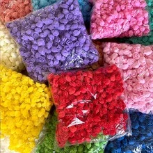 100个仿真玫瑰花头，逼真泡沫材质，适用于DIY婚礼花束、婴儿派对、餐桌装饰、家居装饰、生日派对、情人节、母亲节礼物 - 彩色 - 查看 11