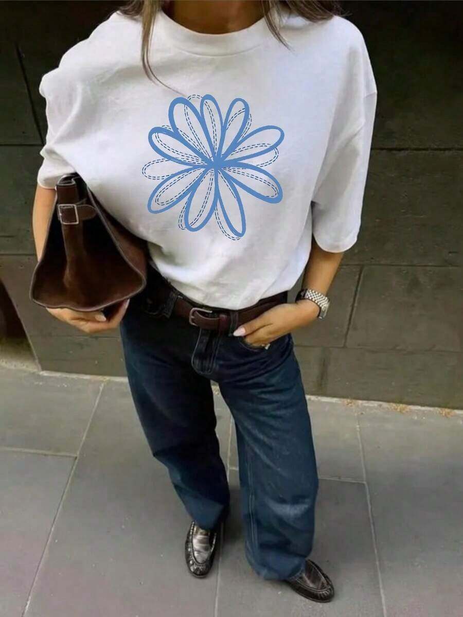 Women's Vintage Summer T-Shirt With A Round Neck And Short Sleeves. Soft And Comfortable, Casual And Versatile, It Exudes Youthful Vitality. Suitable For Various Occasions, Such As Back-To-School Season, The Start Of The School Year, Running, Casual Wear, Gatherings, And Parties. Loose And Stylish, It's Also Perfect For Outdoor Activities, Making It An Ideal Choice For Bohemian Summer Outfits. - 白色 - 查看 1