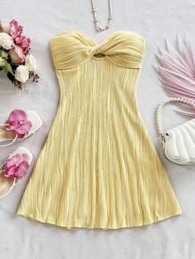 Vestido corto de mujer con textura de onda de punto blanco para resort, con escote bandeau, corte en la cintura, y bajo en línea A. Apropiado para fiestas, citas, té de la tarde, playa, verano y festivales musicales - Negro - Ver 11