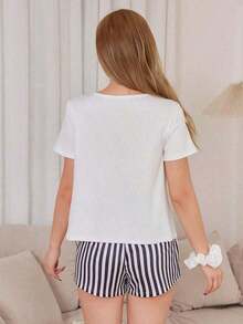 Women's Short-Sleeved Pajama Set With Striped Print And Ties - 白色的 - 查看 2