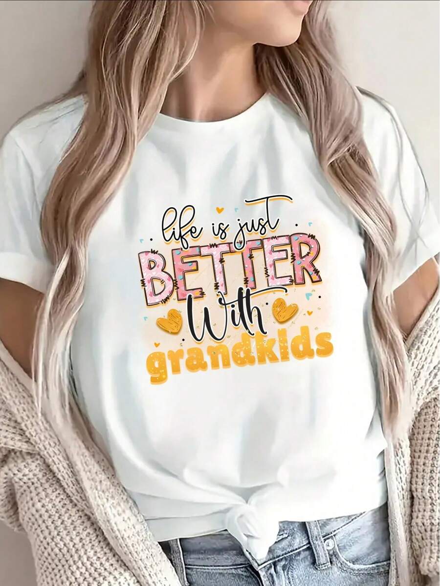 T-Shirt <Life Is Better With Grandchildren> - Soft, Stretchy, Short-Sleeved And Round Neck, Ideal As A Gift For Grandma, For Casual Everyday Wear, Machine Washable, Comfortable And With A Special Design For Grandmas' Clothes. - 白色 - 查看 1