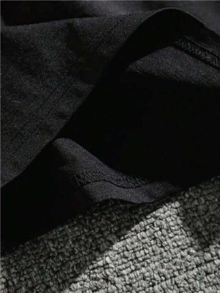 Women T-Shirts - 黑色 - 查看 2