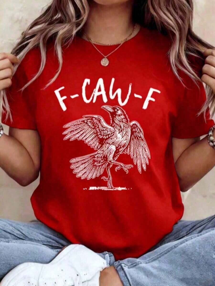 Camiseta de manga corta informal para mujer, ideal para vacaciones de verano, con un estampado de cuervo y el texto "F-CAW-F" - Ropa casual para mujer. Camiseta con Estampado de Cuervo - Camiseta Casual de Verano con un Atrevido Estampado Negro, Perfecta para Actividades al Aire Libre y Uso Casual. Ropa Deportiva para Exteriores | Camiseta con Estampado Atrevido | Ajuste cómodo, camiseta de mujer para uso diario y fiestas de Halloween. 220g2026, Conjuntos de Verano para Mujer, Conjuntos de Vacaciones para Mujer, Ropa de Verano, Conjuntos de Primavera para Mujer, Blusas de Verano, Conjuntos para Festivales, Conjuntos de Pascua para Mujer - Rojo - Ver 1