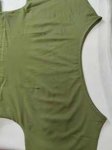 Vestido largo liso hombro asimétrico con lazos y cintura ajustada primavera 2026 - Verde - Ver 4