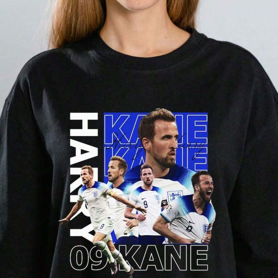 Camiseta estilo bootleg de Harry Kane para hombre - Camiseta con gráfico retro de estrella de fútbol, impresión digital DTF, top de algodón negro, camiseta de fanático del fútbol estilo urbano vintage, camiseta unisex de algodón holgada de manga corta con cuello redondo. blusas.blusas casuales para dama.Impresión de osos cariñosos.Camiseta estampada Impresión de osos cariñosos. - Negro 6 - Ver 1