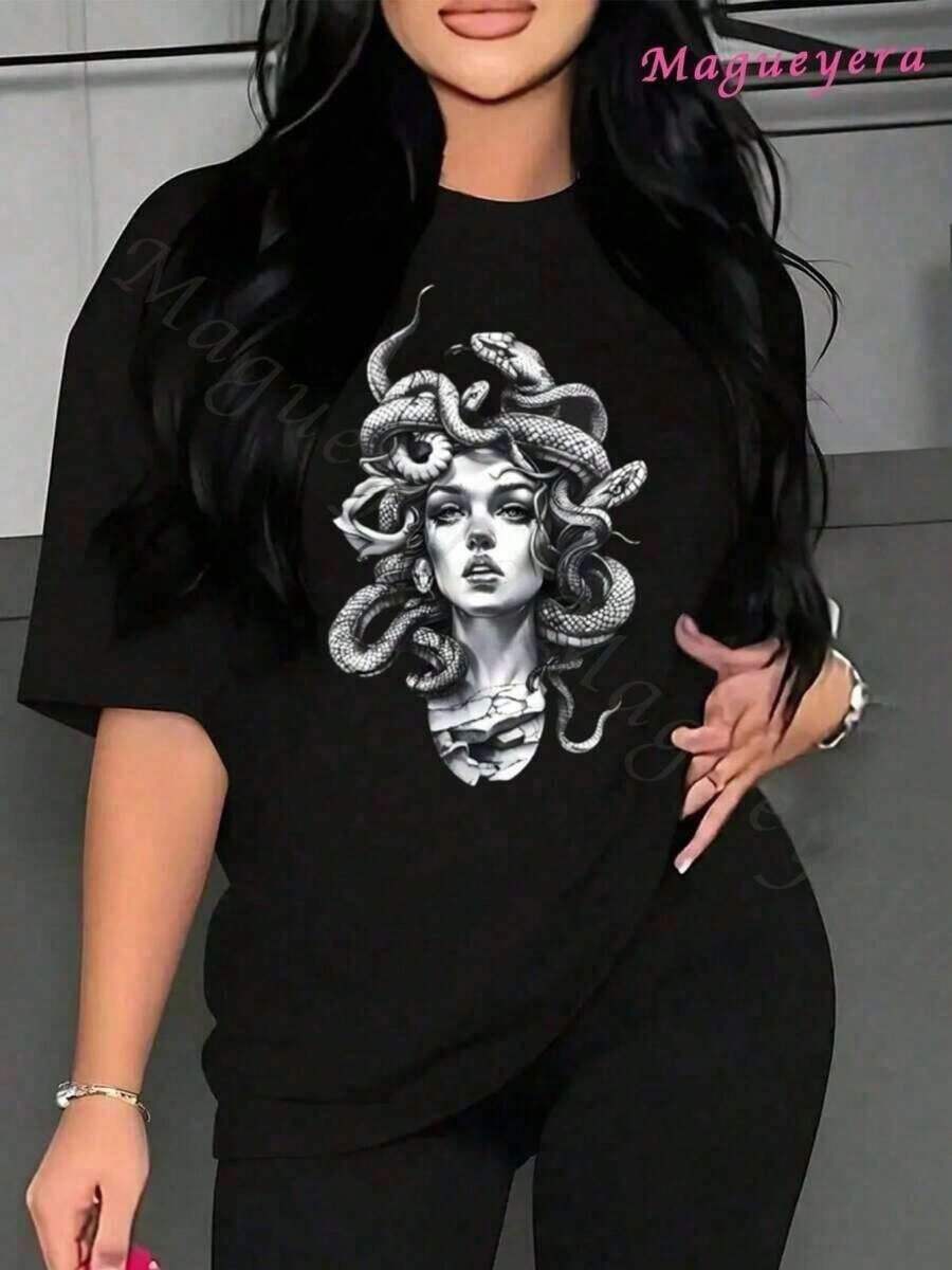 Women's Casual Summer Shirt With An Artistic Medusa Snake Design In Black. Original, Versatile, And Fashionable Top. Limited Time Offer. C35I - 黑色 - 查看 1