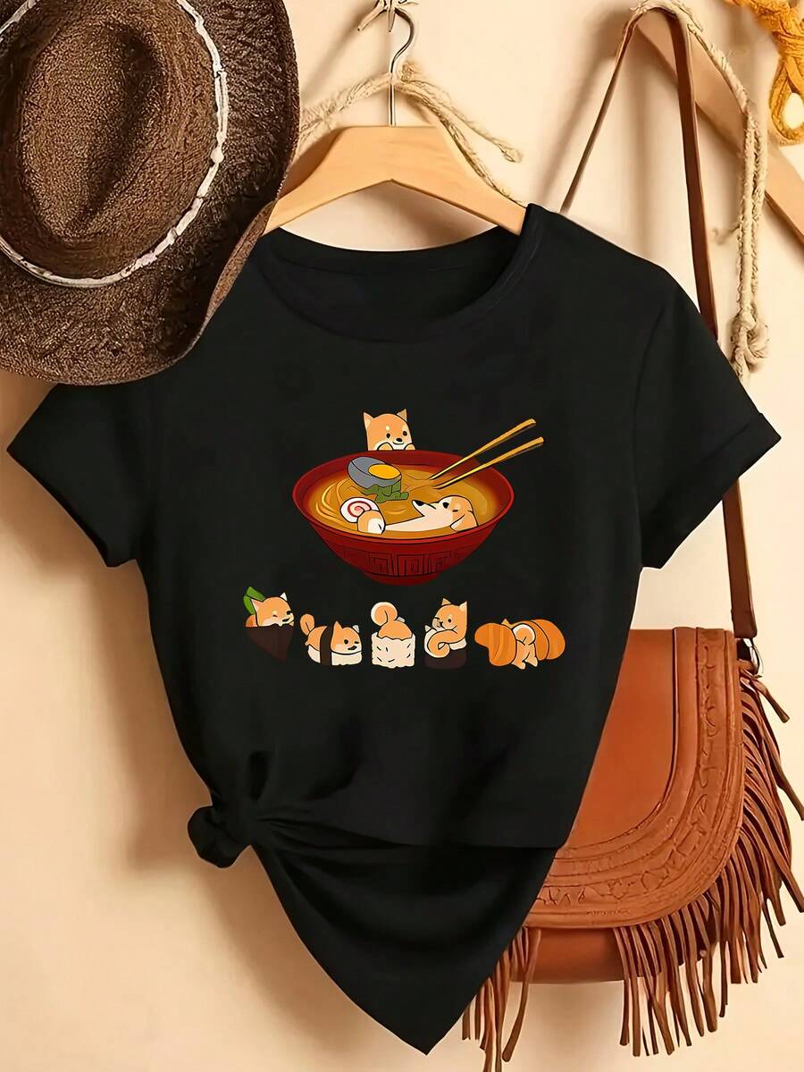 Limited Time Offer, Limited Quantities, Flash ! Women's Casual Shirts, Women's Polyester T-Shirts, Stylish Shirts. Kawaii Japanese Ramen T-Shirt, 1 Piece - Short-Sleeve, Crew-Neck T-Shirt With Adorable Pet And Ramen Print, Loose-Fitting Polyester, Machine Washable, Suitable For Everyday Wear, Casual Japanese-Style Blouse For Outfits - 黑色 - 查看 1