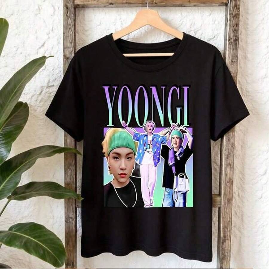 Unisex T-Shirt 2026 World Tour, BT21 Cartoon Graphic T-Shirt, Cute Pop Art Style Top, Gift For ARMY Fans, Women's Blouses, Blouses, Casual Women's Blouses, Women's Tops, Tops, Unisex. - 黑色 - 查看 1