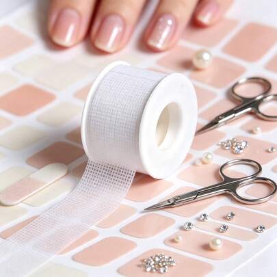 Miếng dán bảo vệ móng tay dễ xé, giải quyết các vấn đề như băng dính khó xé, gây dị ứng và viền móng không đẹp khi sử dụng. Dễ dàng xé bằng tay, bám chắc không xê dịch, không để lại cặn khi gỡ bỏ. Thích hợp để bảo vệ và cách ly viền móng, nhẹ và nhỏ gọn để cất giữ trong bộ dụng cụ làm móng, giúp quá trình làm móng sạch sẽ và thoải mái hơn.