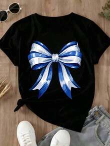 blusas para mujerCamisetas para parejas Camiseta negra de mujer con estampado de lazo azul y blanco, top casual de manga corta, camiseta gráfica de moda| Diseño exquisito| Suelto y cómodo| Fácil de combinar| - Negro - Ver 3