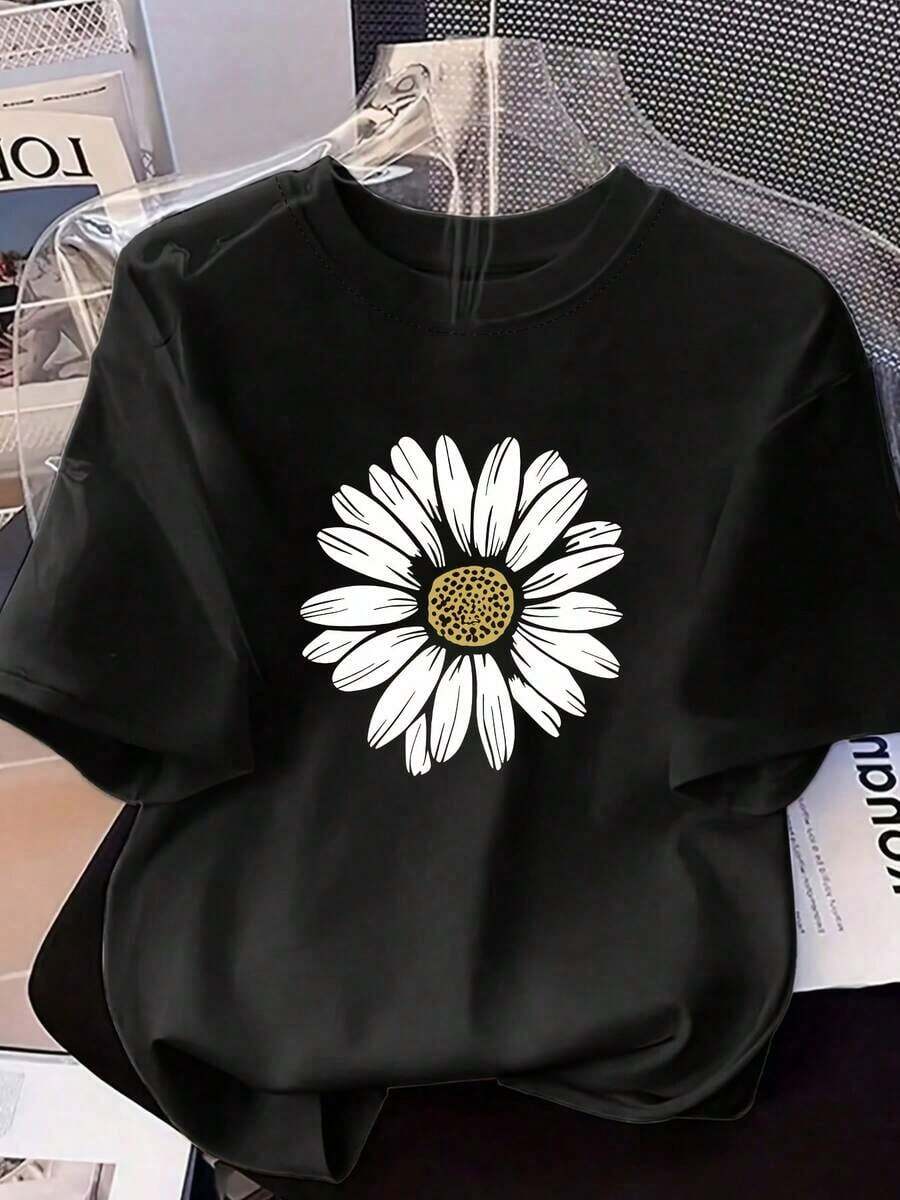 Women's Loose And Modern Floral T-Shirt, Classic Design Of White Daisies On A Black Background, Breathable And Comfortable Short-Sleeved Top, Soft Cotton T-Shirt With Round Neck, Ideal For Casual Outings And Minimalist Fashion Looks. - 黑色 - 查看 1
