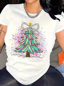 Women's Casual T-Shirt With Festive Christmas Tree Design, Rainbow Colors And Sparkling Bow, Perfect For Christmas Parties And Winter Celebrations, Graphic T-Shirt, Graphic T-Shirts For Women, Summer T-Shirt, Casual T-Shirt, Holiday Clothes For Women, Young And Fashionable Design. - 白色 - 查看 1