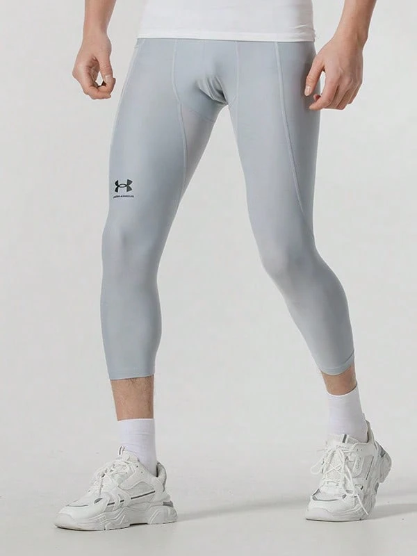 Under Armour Quần lửng tập luyện thể dục HeatGear dành cho nam, thích hợp cho bóng rổ, chạy bộ và các hoạt động thể thao khác. - Bạc - Xem 1