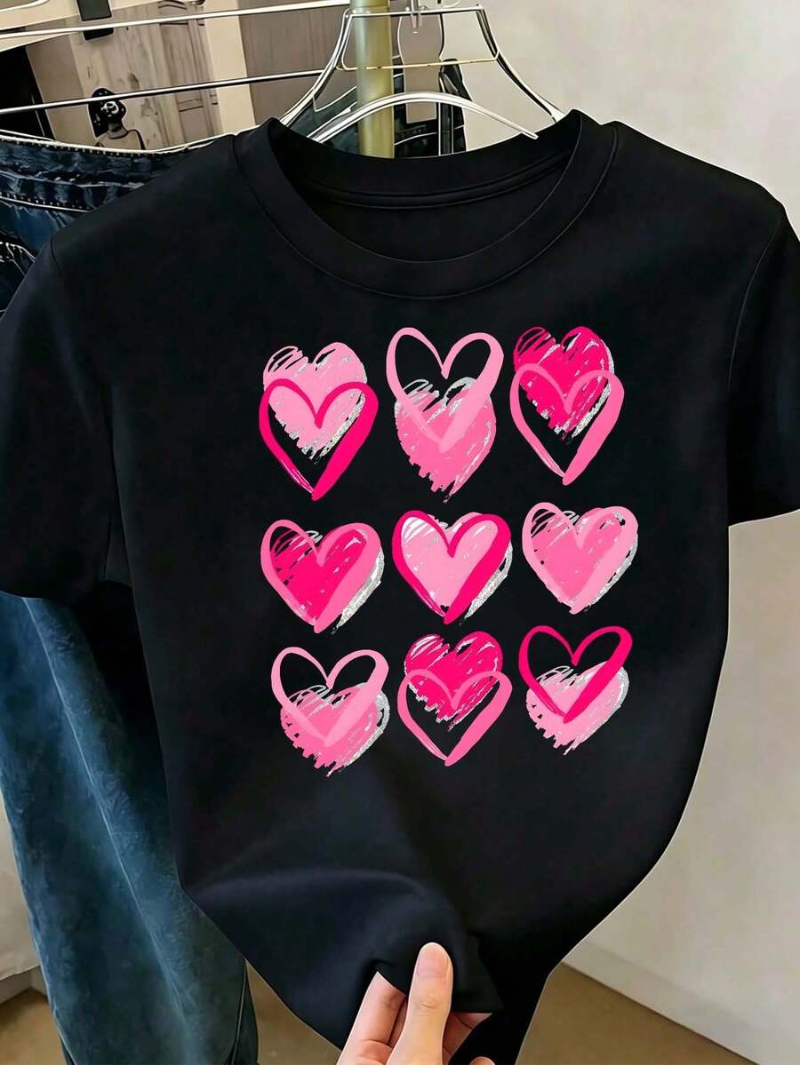 Women's Black T-Shirt With Pink Heart Graffiti Print, Casual Short Sleeve Crew Neck Blouse, Loose Fit Romantic Design For Everyday Wear, Summer And Casual Outfits - 黑色 - 查看 1
