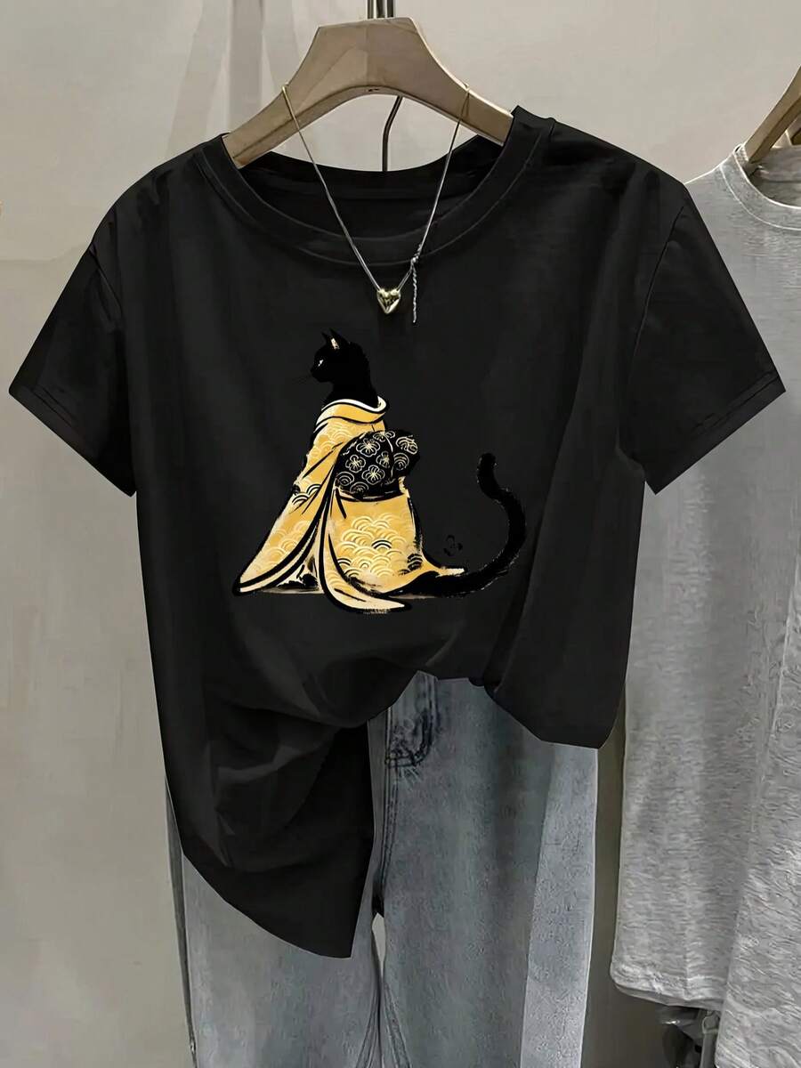 Women's T-Shirt, Regular Style Short Sleeve - 2D Geometric Design Of A Cat Wearing Japanese Style Clothing, Sitting Elegantly, Casual Short Sleeve Top With Round Neck Suitable For All Seasons, Available In Various Colors And Sizes, Festive Fashion, Retro Aesthetic, Breathable Material, Fun Print. - 黑色 - 查看 1