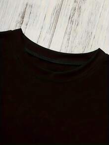Lightweight And Breathable Women's T-Shirt, Casual Summer Style, With "I'm Different" Print - Crew Neck, Short Sleeves, Machine Washable, Black With White Bird Design, Comfortable For Everyday Wear In Spring, Summer, And Fall, Offering A  And Fashionable Look, A Summer Novelty And An Ideal Holiday Gift. Perfect For Pairing With Spring And Fall Outfits. - 黑色 - 查看 3
