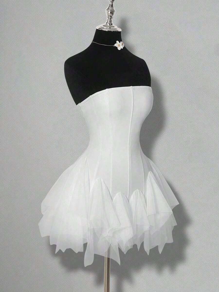 ICON Vestido mini de mujer con parches de malla blanca y ballenas - Blanco - Ver 1