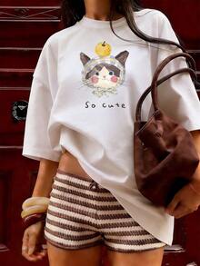 T-Shirt With Cat, Handkerchief, And Fruit, "So Cute" Text, Fashionable Short-Sleeved T-Shirt For Spring And Summer 2026, Made In Mexico, 180 Grams. Cartoon Print, Couple Design, Suitable For Indoor Or Outdoor Wear. Crew Neck, Unisex, Ideal For Office And Leisure. One-Pack. - WH-P631577SLNDXZGY599 - 查看 3