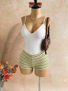 1 Pieza Traje de baño de unicolor y 1 Par de Shorts a Rayas, Conjunto de 2 Piezas - Verde - Ver 5