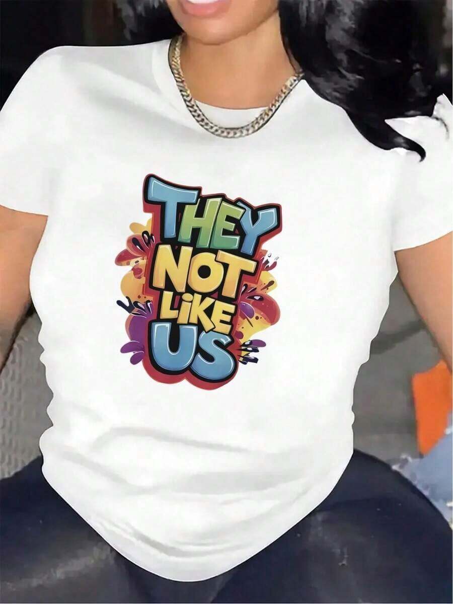 Women's Graphic T-Shirt "They Not Like Us" - Vibrant Floral Design, Black And White Polyester, Casual Crew Neck, Lightweight And Durable For Home, Restaurant Or Everyday Wear, Daily Wear T-Shirt | Bold Style Shirt | Comfortable Fit - 白色 - 查看 1