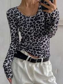 Camiseta de mujer de ajuste ceñido con cuello en U, ropa de otoño con mangas largas para mujer - Blanco y Negro - Ver 1