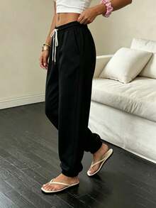 Stylish And Cute Lightweight Casual Pants With Multiple Pockets And Buttons, In A Y2K Style. Suitable For Back To School, Graduation, Clubs, Birthday Parties, Halloween, New Year's, Thanksgiving, Concerts, Gyms, Beaches, Vacations, Business, Everyday Wear At The Airport, Street Style, Teacher's Day, Spring, Summer, Fall, And Winter. - 黑色 - 查看 3