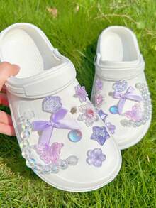 18 pièces Accessoires de petite chaîne de perles transparentes, nœud violet, fleur, papillon, charms de chaussures, série rose mignonne convenant aux pantoufles perforées - Prune - Voir 2