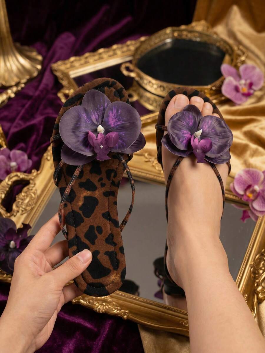 Summer Floral Flat New Fashion Women Outdoor Flat Slippers, Suitable For Dates, Shopping, Commuting, Business, Banquets, Parties