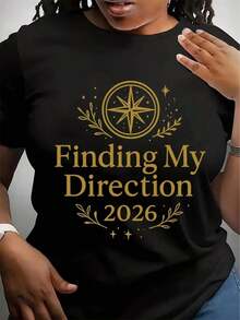 Suave, transpirable y ligero para comodidad durante todo el día. Camiseta "Finding My Direction Daily Wear" para resoluciones de Año Nuevo, camiseta inspiradora para establecer objetivos. Cuello redondo clásico con un corte relajado que favorece todas las formas del cuerpo y es fácil de combinar con jeans, pantalones cortos y leggings. - Negro - Ver 10