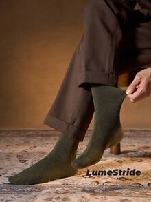 Calcetines de tripulación para hombre | Negocios & Uso diario | Calcetines de vestir versátiles | Algodón cómodo | Estilo combinable con todo - Verde Oscuro - Ver 3