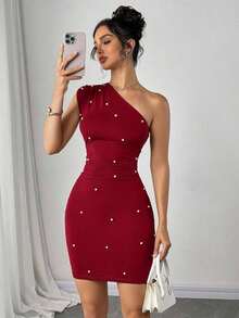 Vestido corto de mujer con decoración de perlas falsas, unicolor y hombro asimétrico - Burdeos - Ver 4
