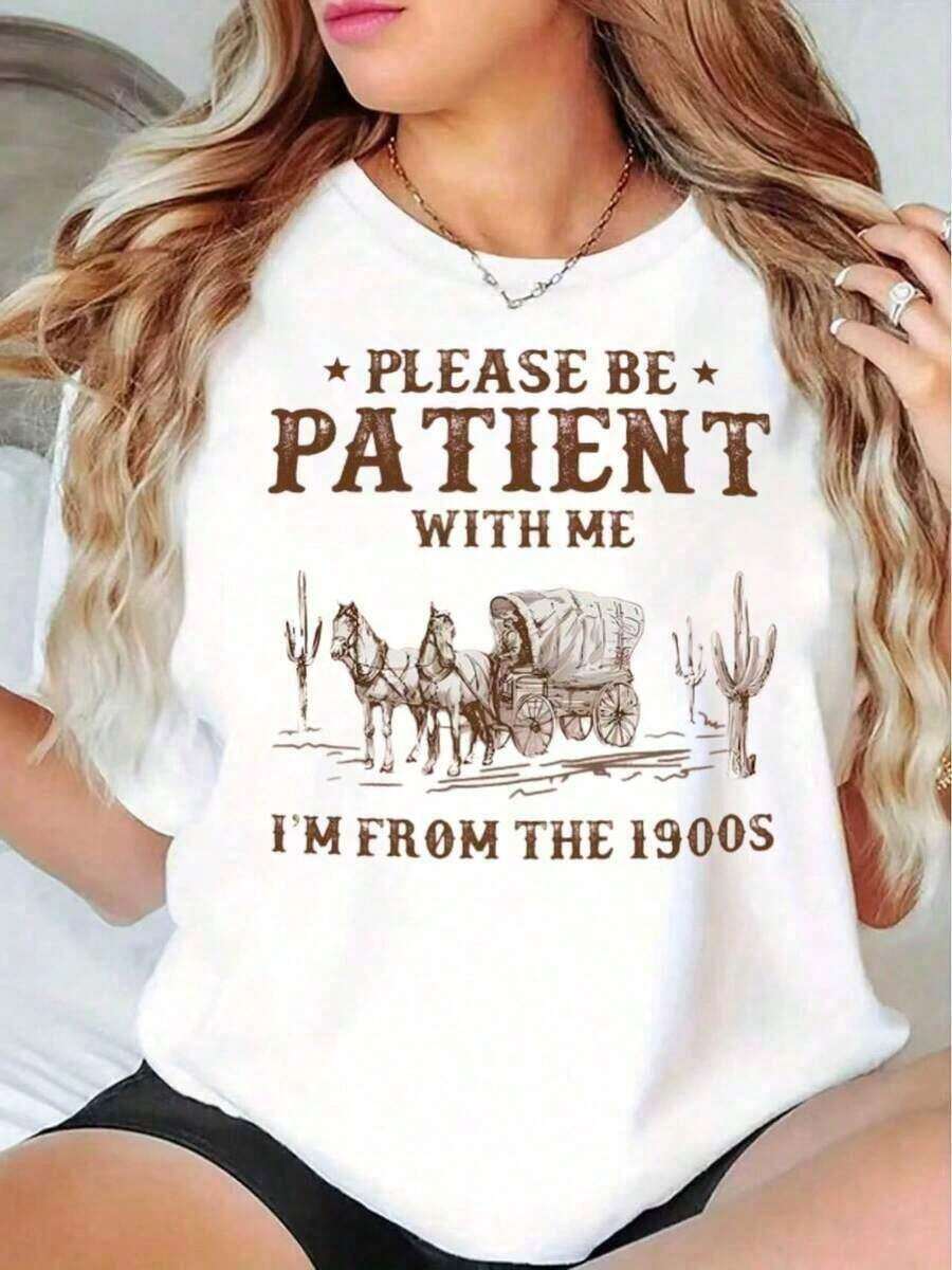 Camiseta Casual de Corte Holgado para Mujer con Estampado Occidental "Por Favor, Sean Pacientes Conmigo", Transpirable y Cómoda, Manga Corta, Cuello Redondo, Estampado Vintage de Carro y Cactus, Algodón Suave, Perfecta para Uso Diario y Estilo Cowgirl Urbano - Blanco - Ver 1