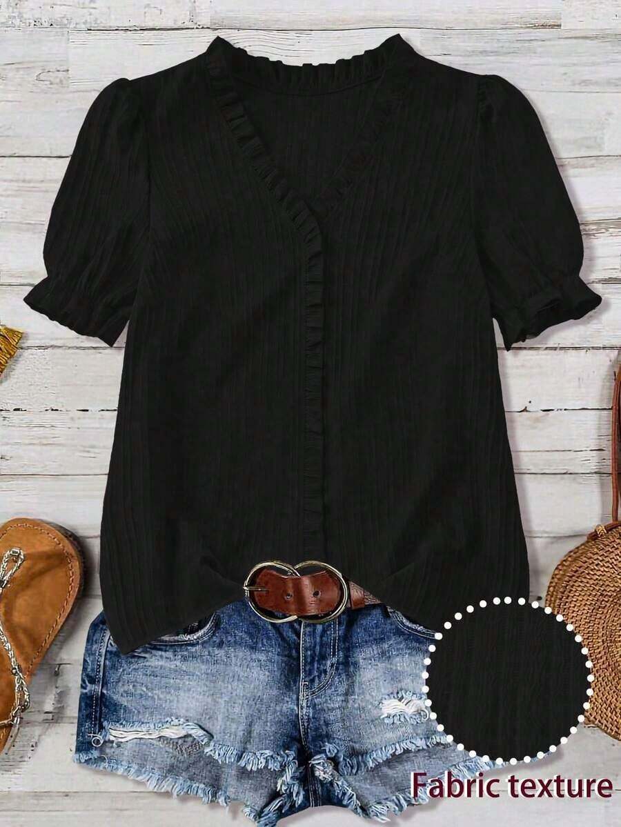 Blusa casual con cuello en V, volantes y mangas de pétalos acanalados para tallas grandes - Negro - Ver 1