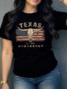 FashionNEW Women's T-Shirt With A Bull Skull And Flag Print In A Vintage Style. This Original And Modern Design Is Perfect For A Casual And Comfortable Look, Ideal For Pairing With Your Favorite Jeans. This Unisex Cotton T-Shirt Features A Loose Fit, Short Sleeves, And A Crew Neck In An Urban Vintage Style. - 黑色 - 查看 6