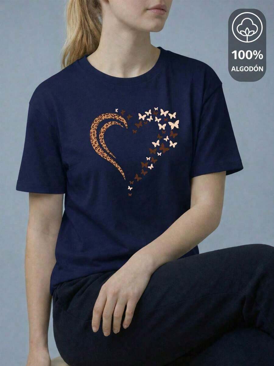 Y2K Style, Fashionable Style, 2026 Newest, Cute Style, Casual Style. Women's Printed T-Shirt "100% COTTON" - "HEART & BUTTERFLIES EDITION" KING SHENDY STORES VENDY 180g (S-XXXL) - 海軍藍 - 查看 1