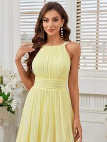 Belle Vestido de dama de honor con cuello de halter de unicolor, cintura imperio y abertura frontal alta.Elegante vestido color púrpura claro para boda. - Amarillo - Ver 8
