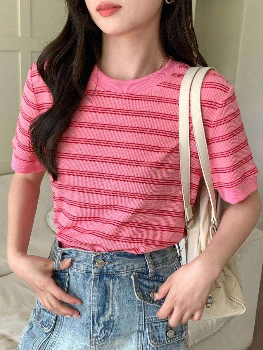 Camiseta De Rayas Con Cuello Redondo - Rosa - Ver 1