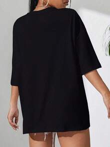 Soft, Breathable, And Lightweight For All-Day Comfort. This Casual Women's Short-Sleeve T-Shirt Features A Crew Neck And A Print, Perfect For Spring And Summer. The Classic Neckline And Relaxed Fit Flatter All Body Types And Are Easy To Pair With Jeans, Shorts, And Leggings. - 黑色 - 查看 7