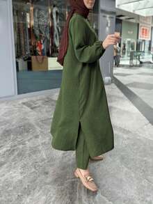 Set de 2 piezas, blusa larga con botones a juego con pantalones de pierna ancha, digno y elegante - Verde militar - Ver 3