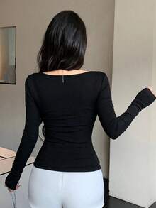 Camiseta de manga larga ajustada con cuello en V y nudo de mujer, informal - Negro - Ver 6