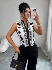 Blusa con cuello en V, estampada y sin mangas con cierre a media altura - Multicolor 5 - Ver 6